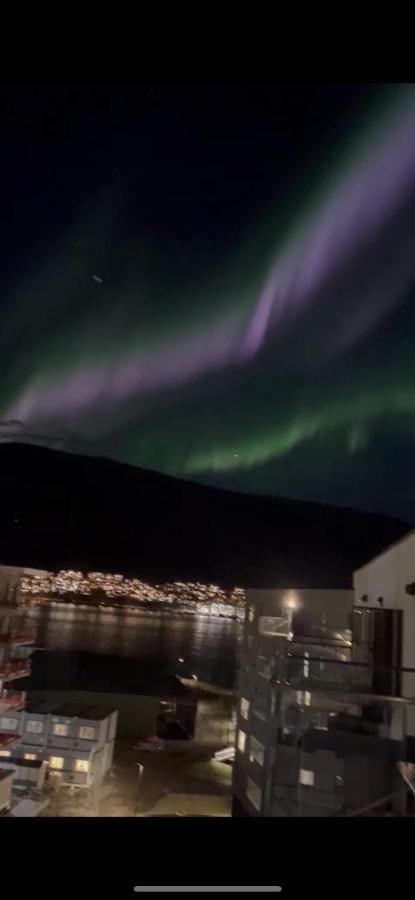 Tromso Central Guest House With Parking Exteriör bild